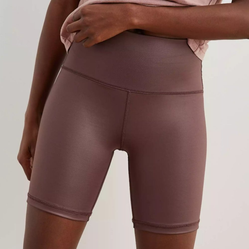 Aerie Play Shine High Waisted Bike Short M